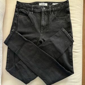 Guess jean size 27